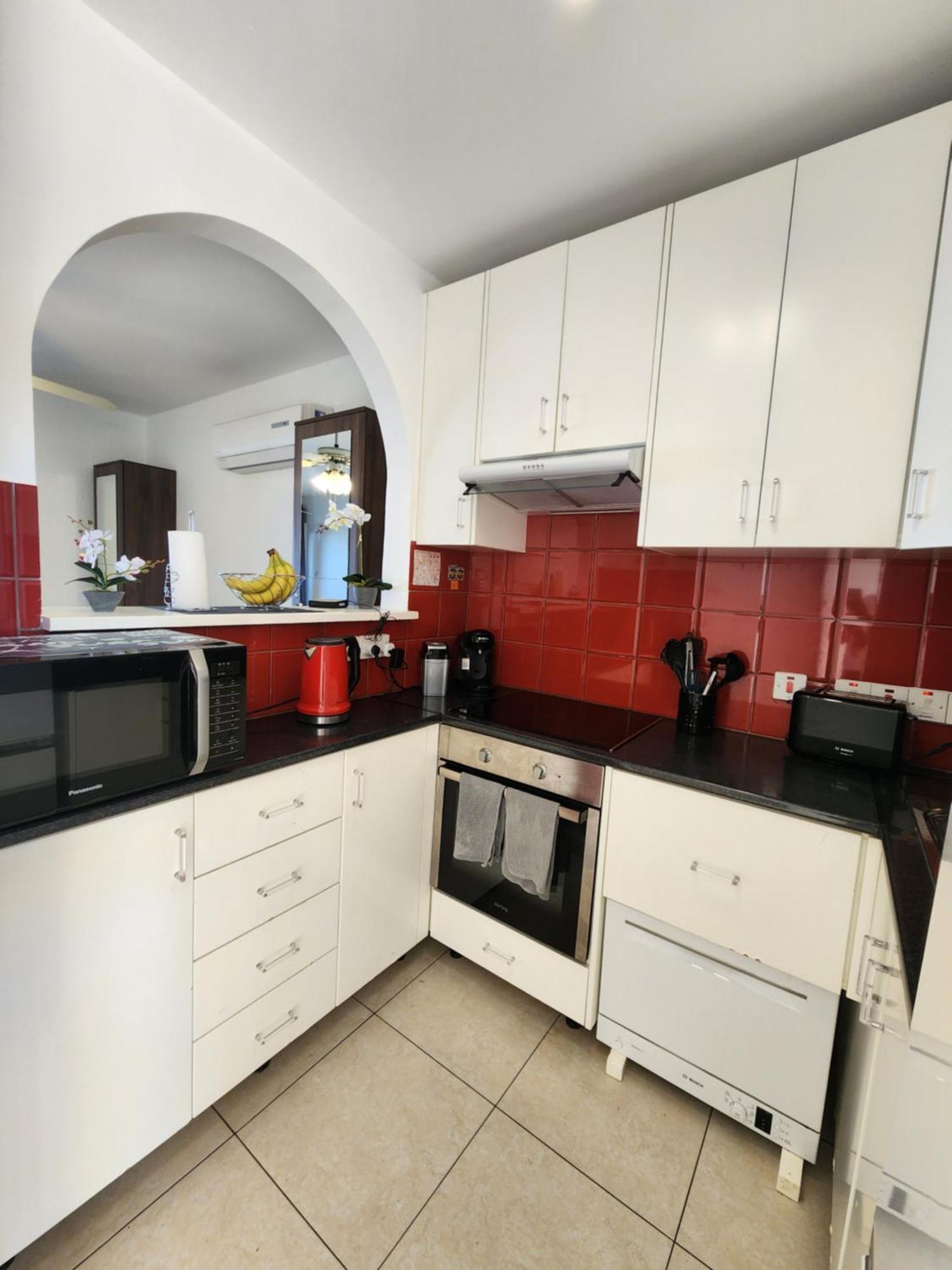 Ocean Pearl Apartment Пея Екстериор снимка
