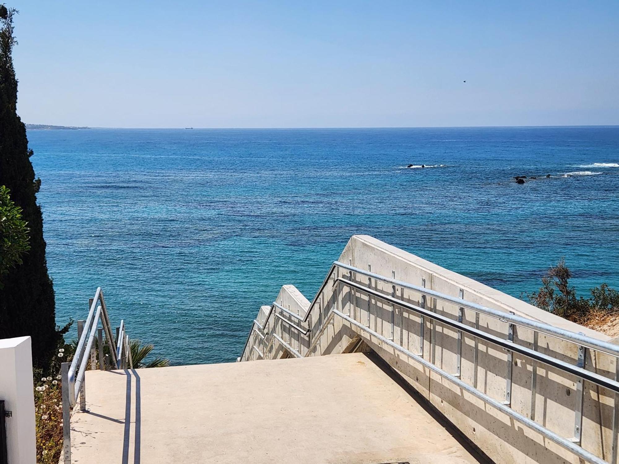 Ocean Pearl Apartment Пея Екстериор снимка